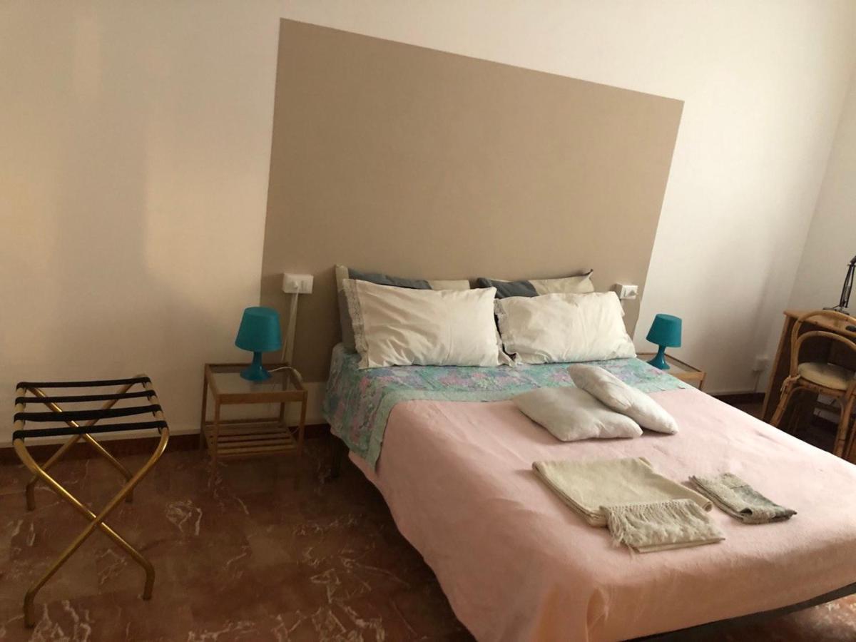 A Due Passi Dal Lumiere Bed and Breakfast Bologna Buitenkant foto