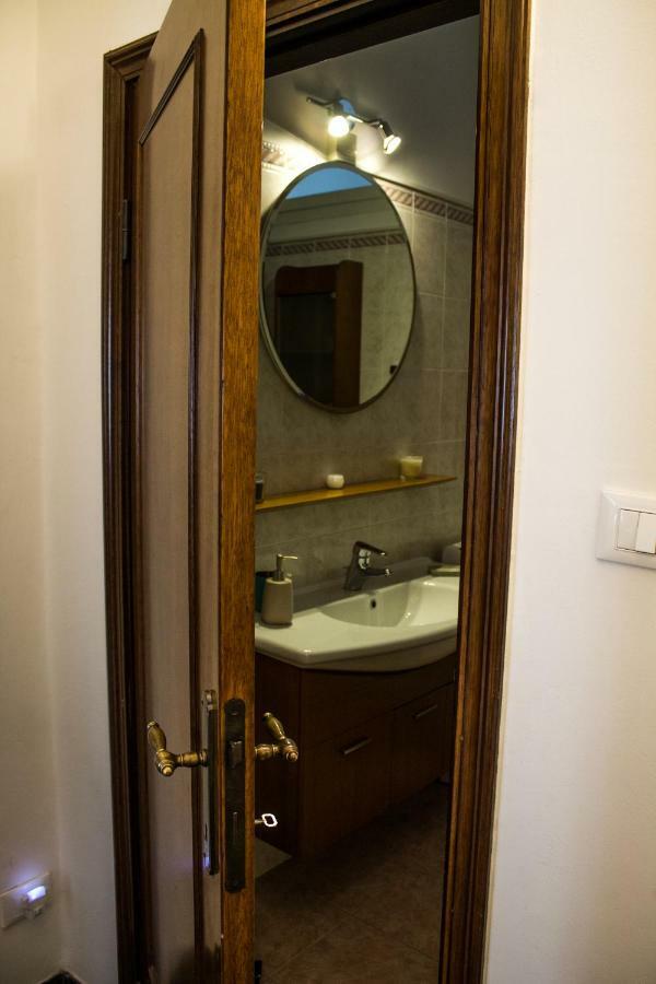 A Due Passi Dal Lumiere Bed and Breakfast Bologna Buitenkant foto
